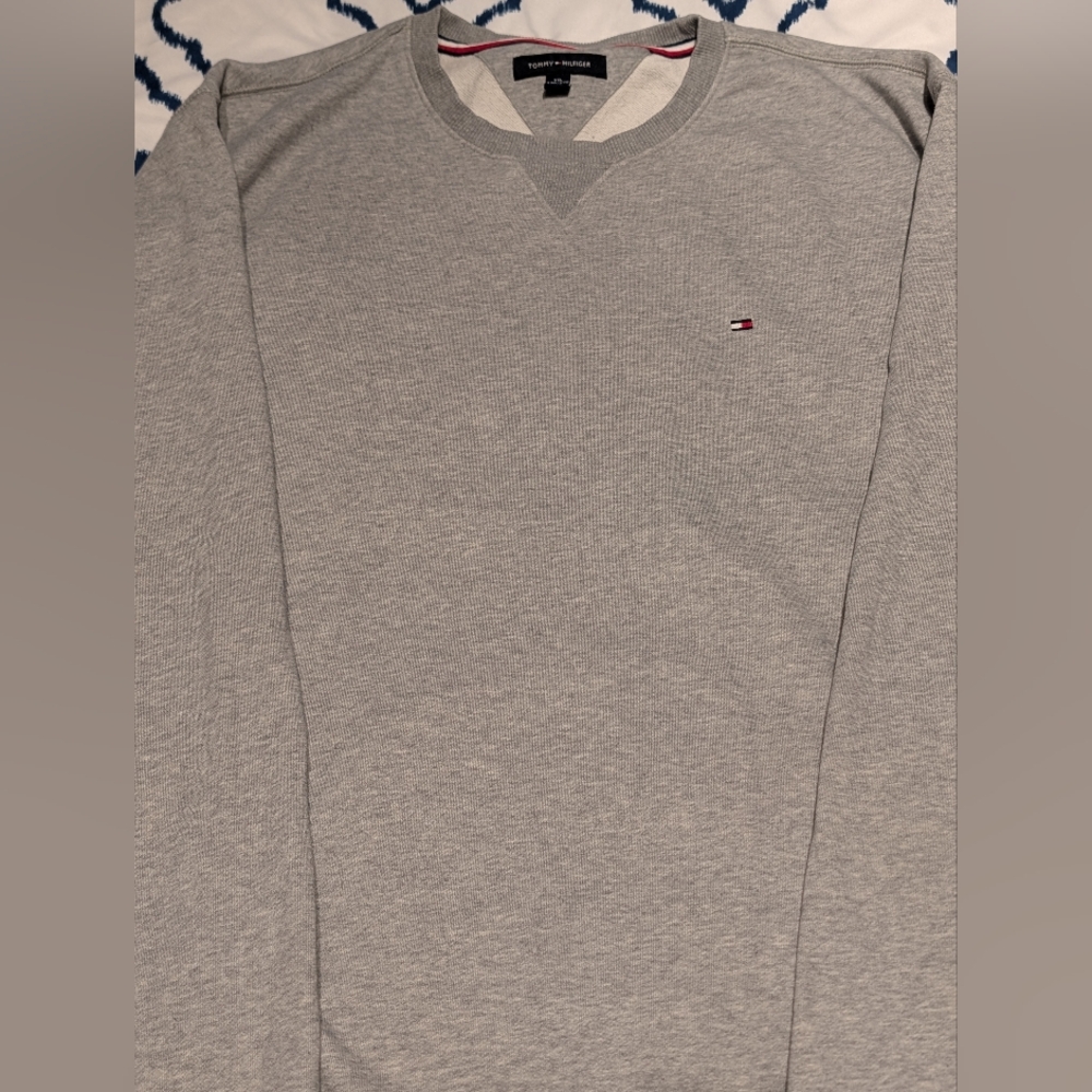 Tommy Hilfiger Light Gray Crewneck Sweater. Xxl.